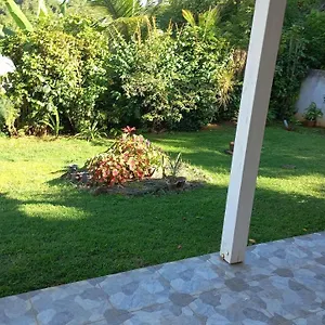 Petit T2 Dans Maison Vieux-Bourg