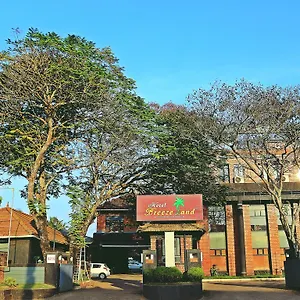 https://hotel-breezeland.kerala-hotels.net